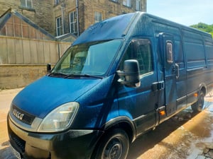 2010 Camper King Iveco Daily — photo 2 of 18