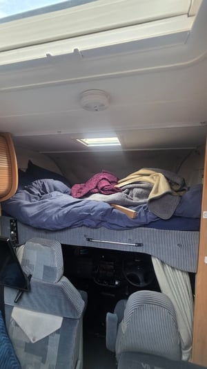 2006 Burstner Fixed bed model argos 747.2 — photo 3 of 25