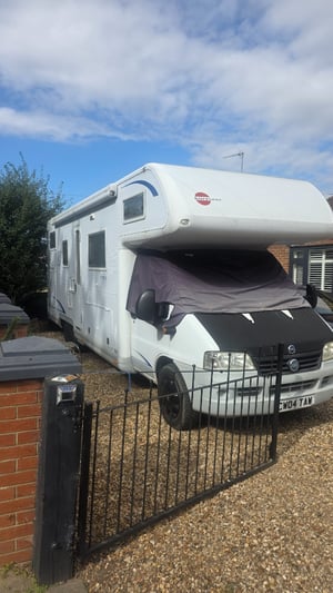 2006 Burstner Fixed bed model argos 747.2
