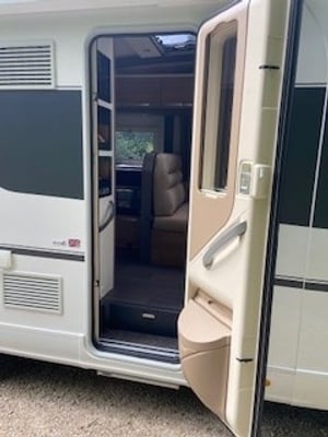 2020 Adria Coral Exess 670 S — photo 3 of 33
