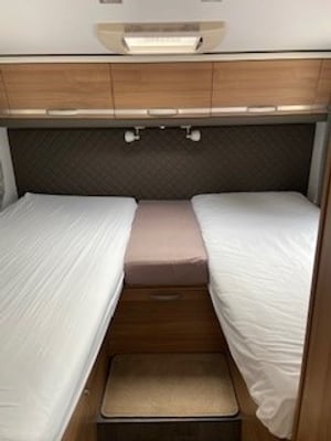 2020 Adria Coral Exess 670 S — photo 25 of 33