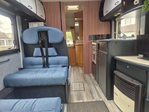 2004 Swift Lifestyle 600s — photo 8 of 10