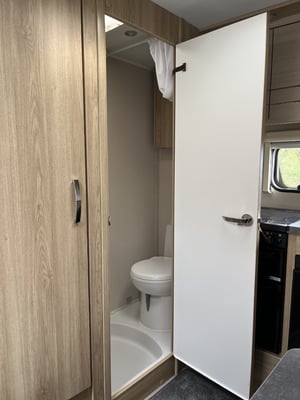 2020 Elddis Evolution 115 — photo 7 of 18