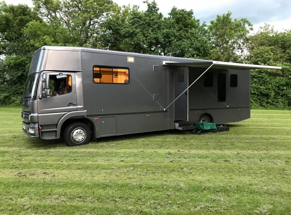 2006 Mercedes Atego - Image 1