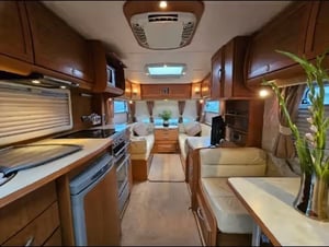 2006 Bessacarr Cameo 550 Caravan — photo 2 of 6