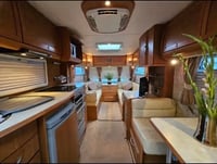 2006 Bessacarr Cameo 550 Caravan - Image 2