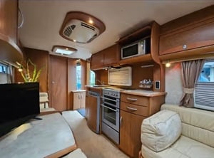 2006 Bessacarr Cameo 550 Caravan — photo 5 of 6