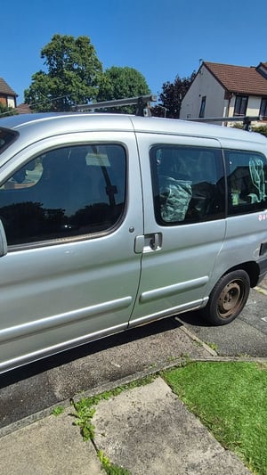 2004 Citroen Berlingo — photo 1 of 9