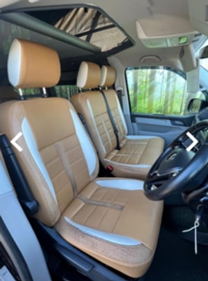 2017 Volkswagen Transporter T6 — photo 13 of 16