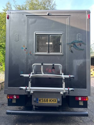 2018 Mitsubishi Canter — photo 34 of 36