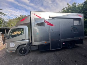 2018 Mitsubishi Canter — photo 36 of 36