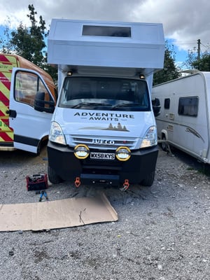 2018 Mitsubishi Canter — photo 52 of 53