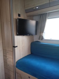 2017 Elddis Autoquest 196 Evolution - Image 2