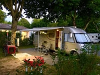 2010 Hymer B660SL Bestline - Image 2