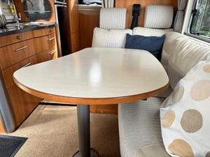 2010 Hymer B660SL Bestline — photo 8 of 8