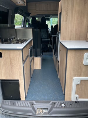 2017 Ford Transit — photo 6 of 6
