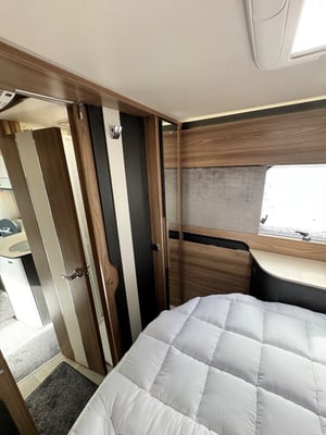 2022 Swift 794 — photo 4 of 30