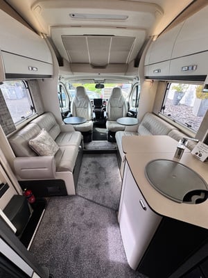 2022 Swift 794 — photo 10 of 30