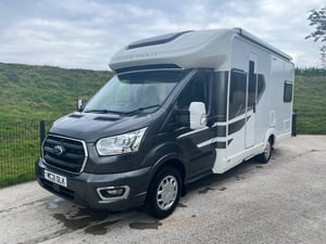 2021 Auto-Trail F-Line F72 — photo 5 of 19