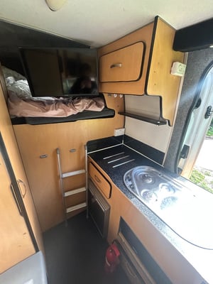 2007 Mercedes-Benz Sprinter — photo 12 of 16