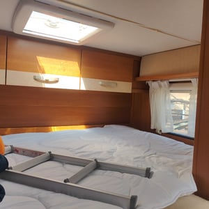 2013 Hymer Carado — photo 7 of 16