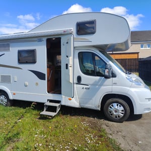 2013 Hymer Carado — photo 5 of 16
