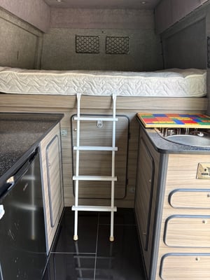 2005 Vauxhall Movano 3L Motorhome Conversion — photo 6 of 24