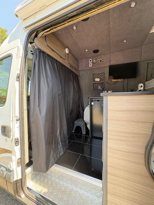 2005 Vauxhall Movano 3L Motorhome Conversion — photo 7 of 24