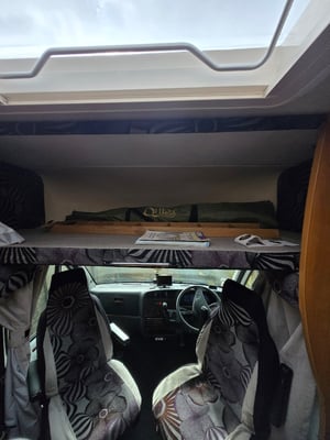 2001 Bessacar E745 — photo 14 of 19