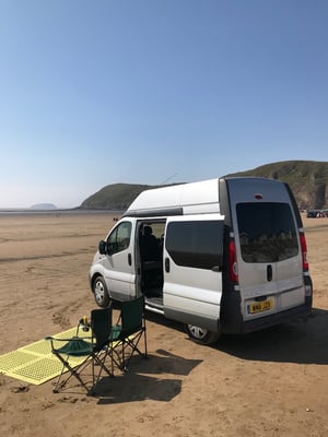 2011 Vauxhall Vivaro — photo 4 of 22