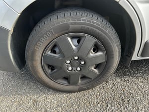 2011 Vauxhall Vivaro — photo 10 of 22