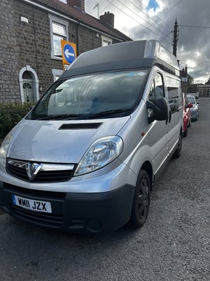 2011 Vauxhall Vivaro — photo 14 of 22