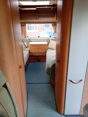 2006 Bessacarr E795 — photo 14 of 17