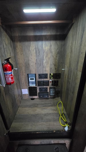 2005 Swift Sundance 590 RS — photo 12 of 16
