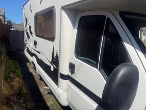 2005 Swift Sundance 590 RS — photo 15 of 16