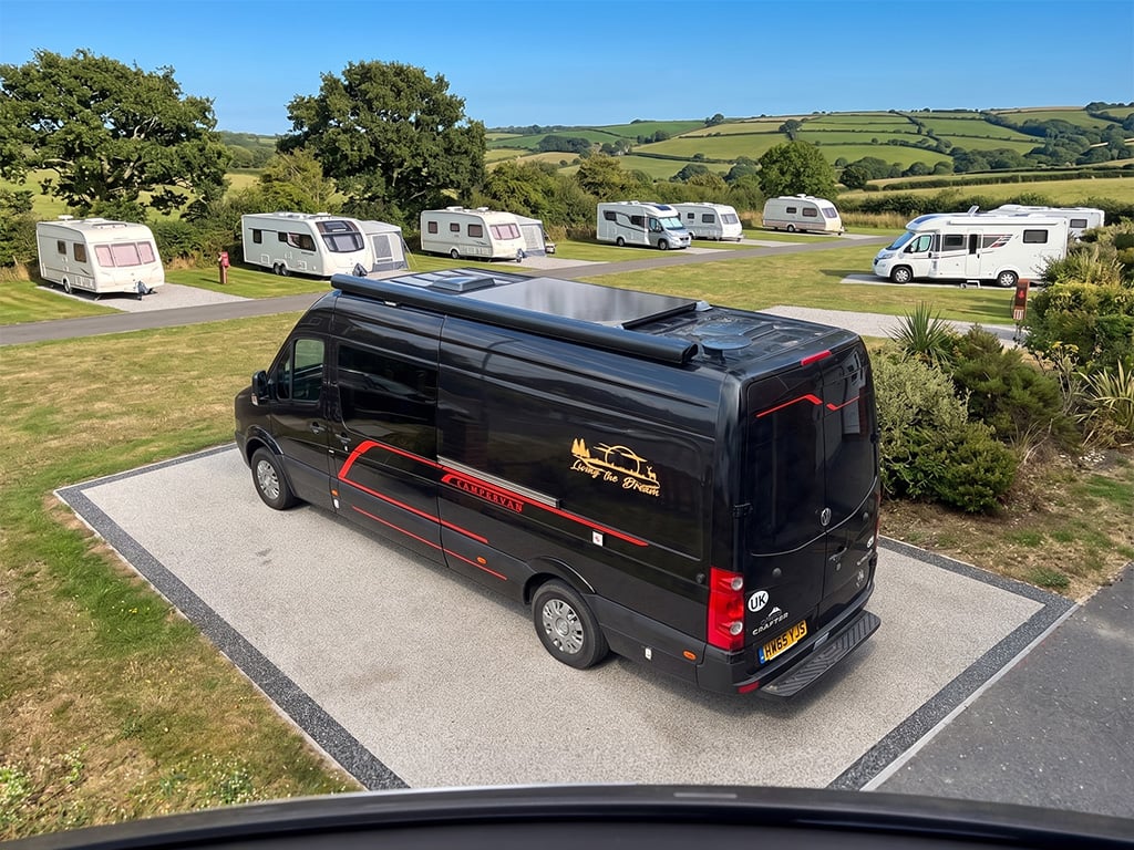 2015 Volkswagen Crafter - Image 1