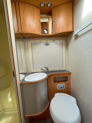 2009 Adria Coral Sport A660 DP — photo 12 of 22
