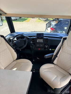 2022 Itineo CJ660 — photo 7 of 25