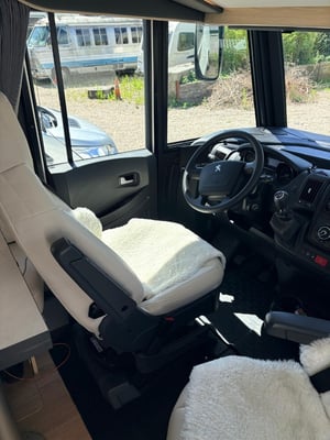 2022 Itineo CJ660 — photo 8 of 25
