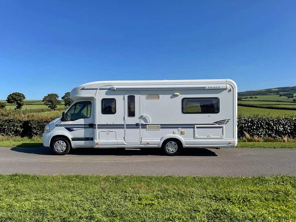 2007 Auto-Trail Miami - Image 1