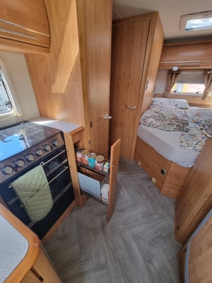 2007 Auto-Trail Miami SE — photo 12 of 25