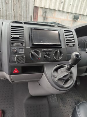 2008 Transporter T5 2.5TDI — photo 8 of 31
