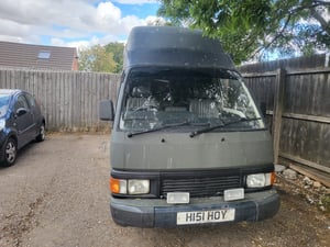 1991 Nissan Urvan — photo 3 of 10