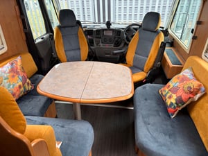 2007 Rapido 9087DF — photo 9 of 20