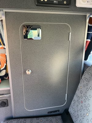 Volkswagen T5 Bilbo’s Komba Conversion — photo 16 of 38
