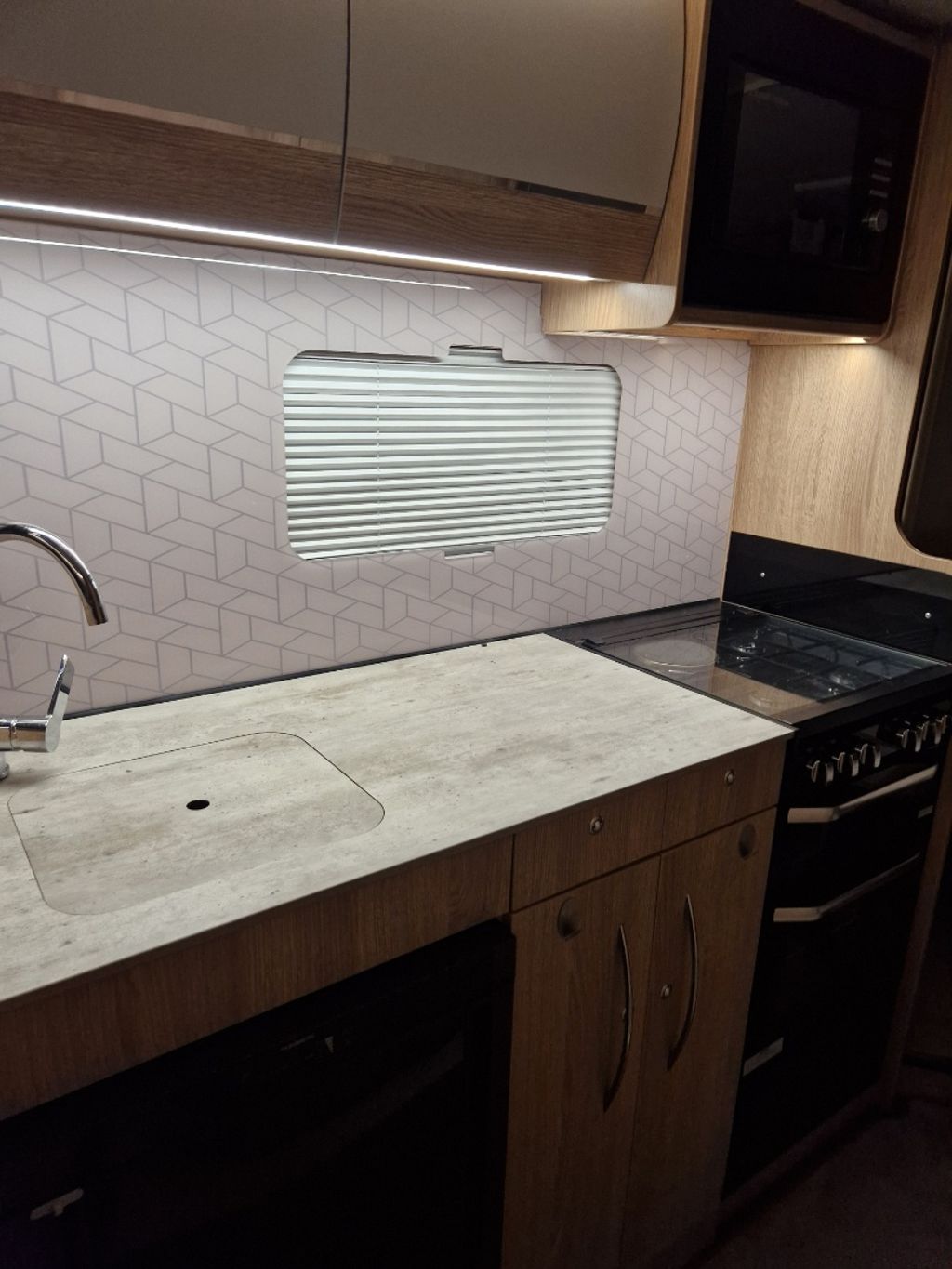 2024 Auto-Trail imala 730 - Image 4