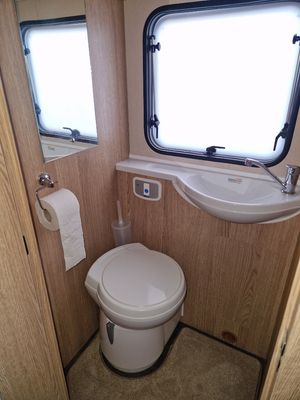 2024 Auto-Trail Imala 730 — photo 25 of 29