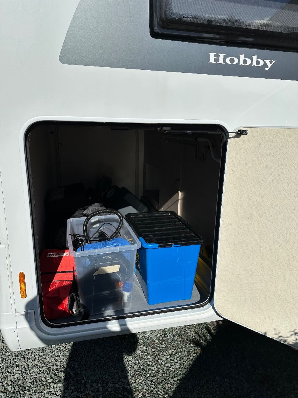 2016 Hobby Optima Deluxe - Image 16