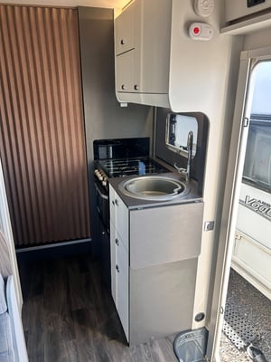 2024 Swift Voyager 494 — photo 22 of 30