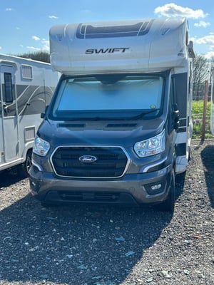 2024 Swift Voyager 494 — photo 6 of 30